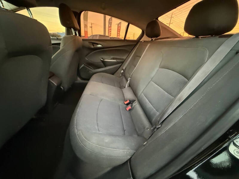 2017 Chevrolet Cruze LS Auto