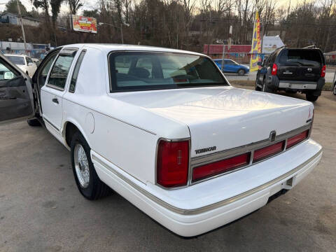 1997 Lincoln Town Car Executive