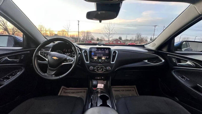 2023 Chevrolet Malibu RS