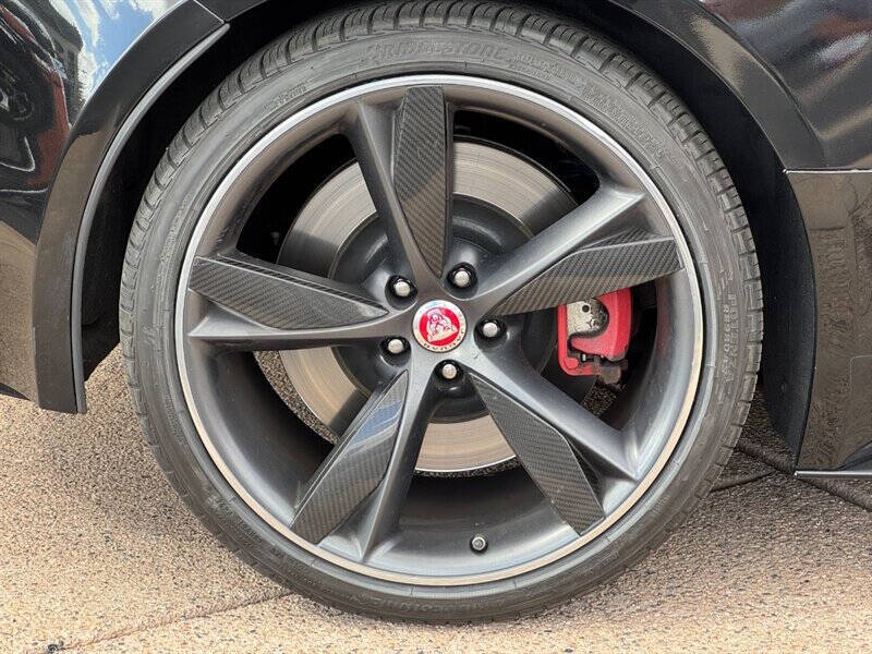 2018 Jaguar F-TYPE R