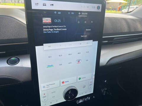 2021 Ford Mustang Mach-E Select