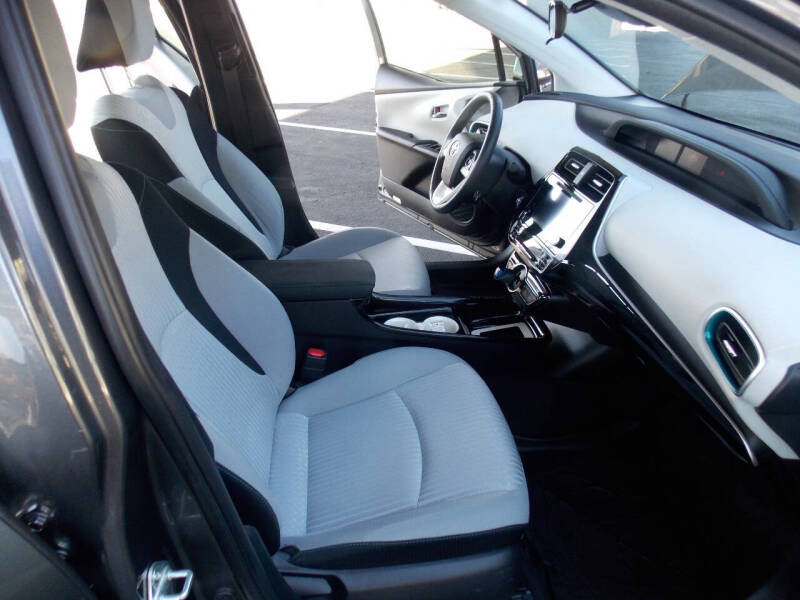 2018 Toyota Prius Three