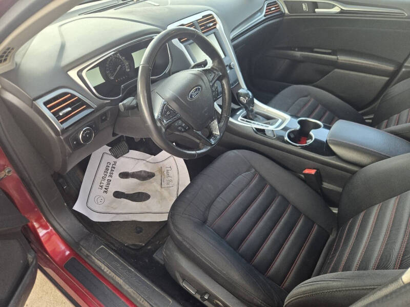 2014 Ford Fusion SE