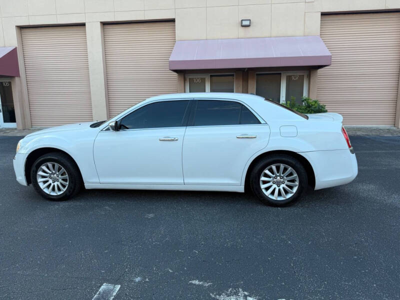 2014 Chrysler 300 C