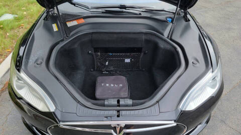 2015 Tesla Model S 70