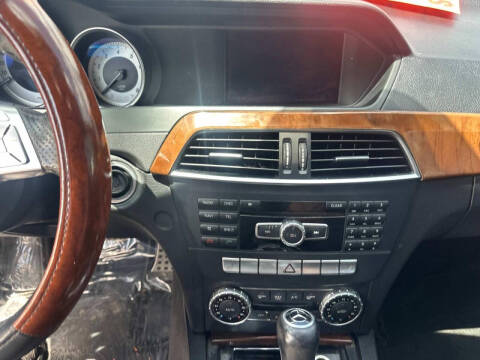 2014 Mercedes-Benz C-Class C 250 Sport