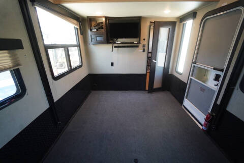 2016 Dutchmen Voltage 3970