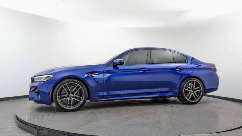 2023 BMW M5