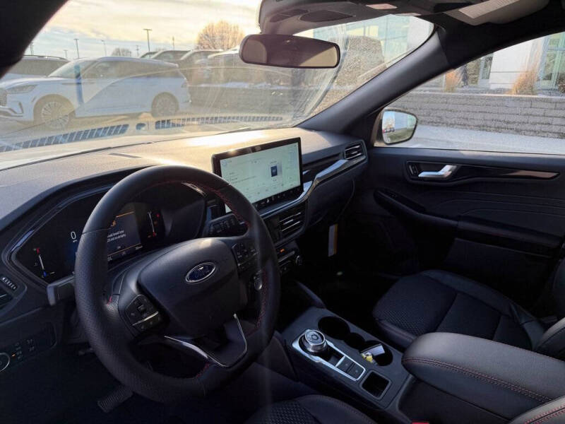 2026 Ford Escape ST-Line Select