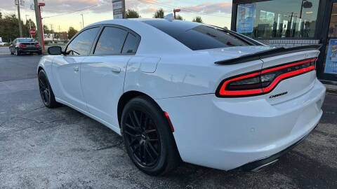 2017 Dodge Charger SXT