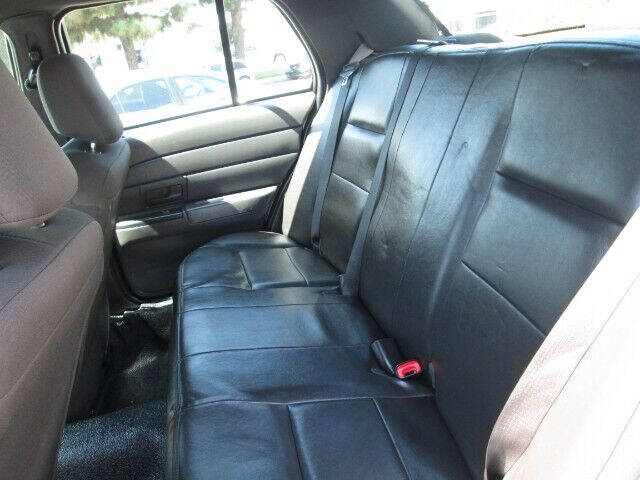 2010 Ford Crown Victoria