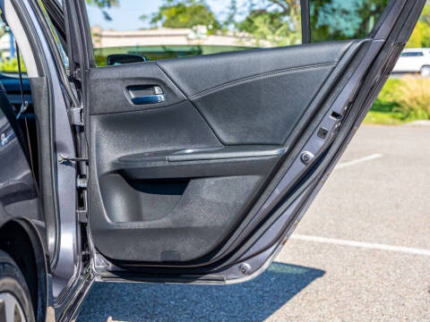 2017 Honda Accord Hybrid EX-L