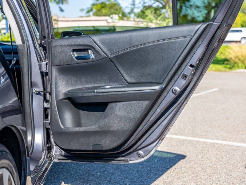 2017 Honda Accord Hybrid EX-L