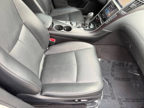 2023 Infiniti Q50 Sensory