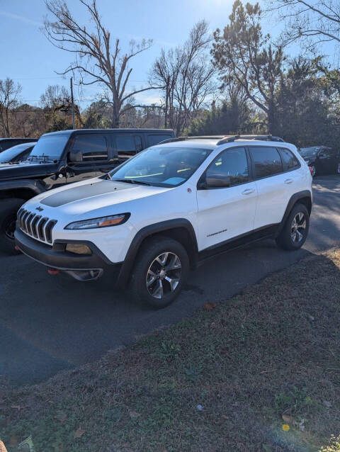 2018 Jeep Cherokee for sale at BARRETT & SONS in Milledgeville, GA