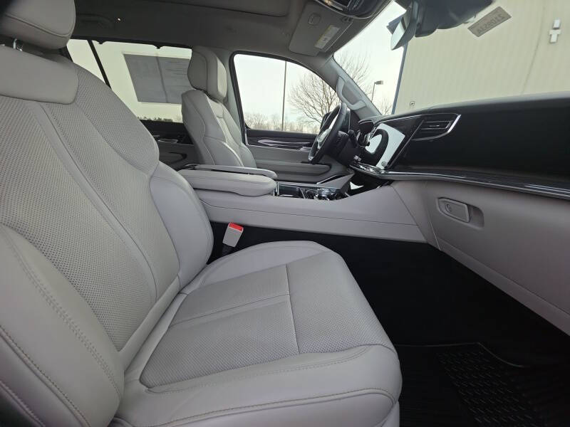 2022 Jeep Wagoneer Series III