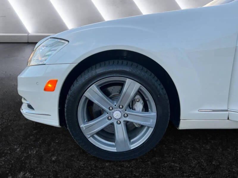 2010 Mercedes-Benz S-Class S 550 4MATIC