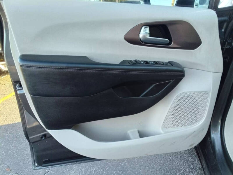 2017 Chrysler Pacifica