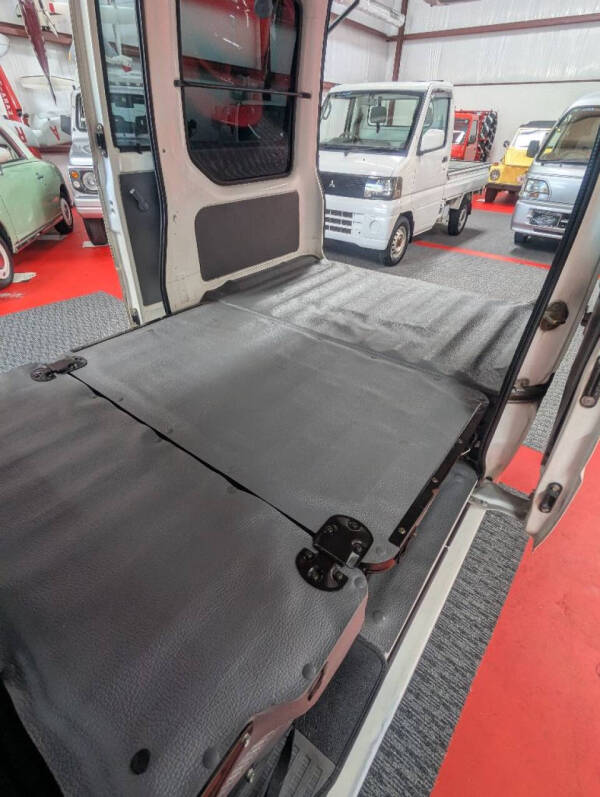 1996 Subaru Sambar