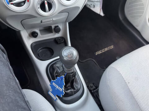 2009 Hyundai Accent GLS