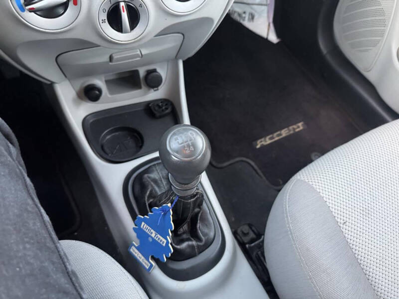 2009 Hyundai Accent GLS