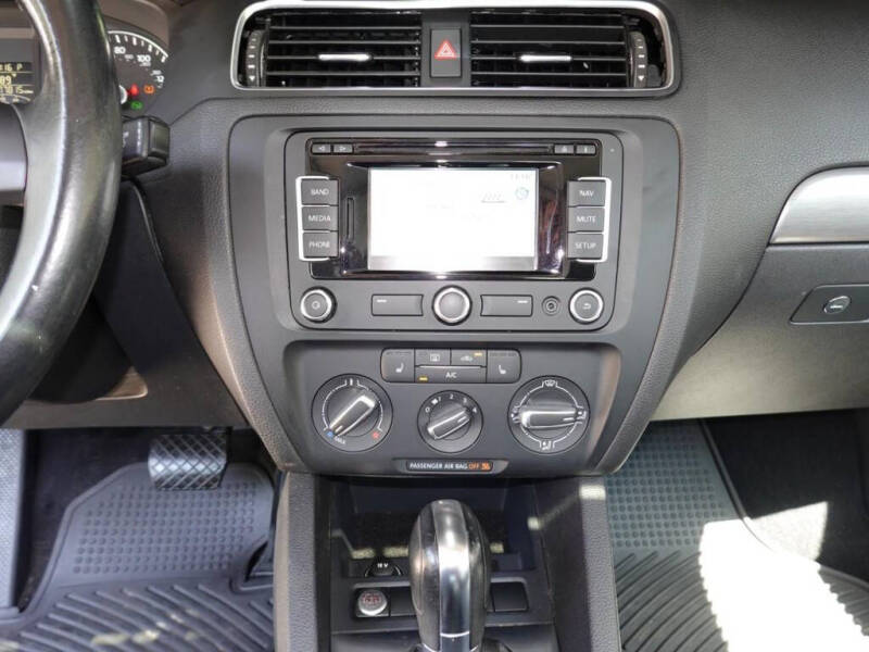 2014 Volkswagen Jetta SEL PZEV