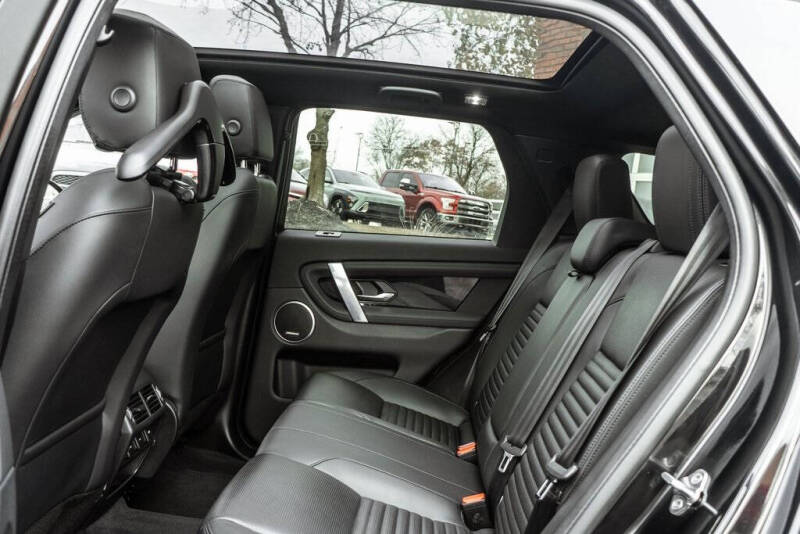 2023 Land Rover Discovery Sport P250 SE