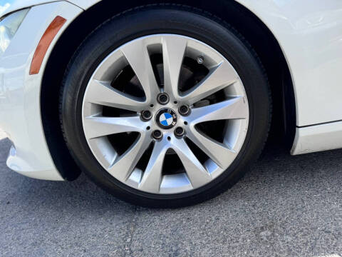 2011 BMW 3 Series 328i