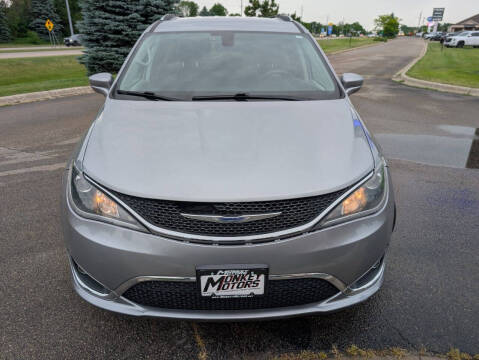 2020 Chrysler Pacifica Touring L