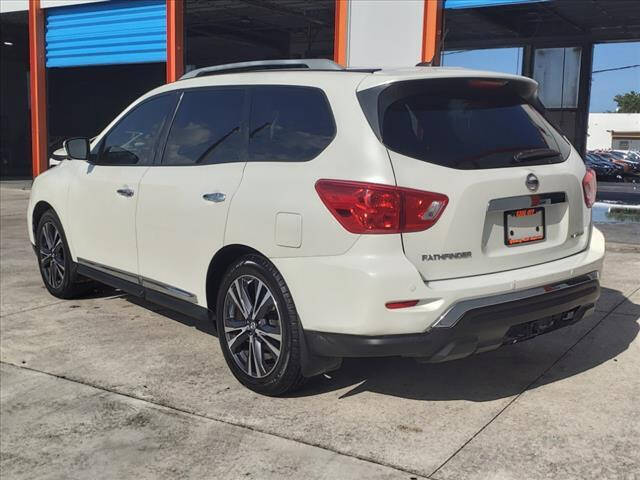 2017 NISSAN Pathfinder SUV / Crossover - $13,999