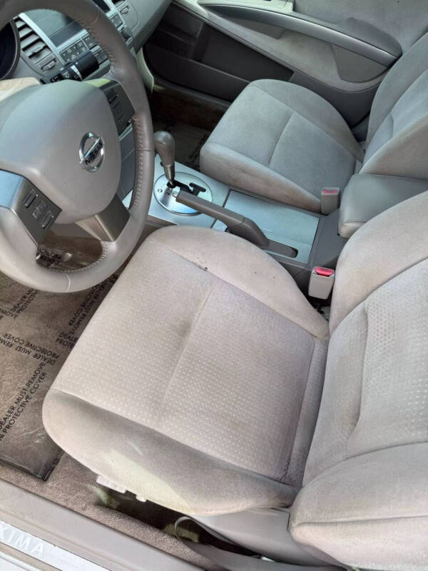 2005 Nissan Maxima