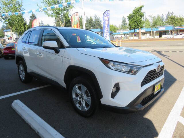2021 Toyota RAV4 XLE