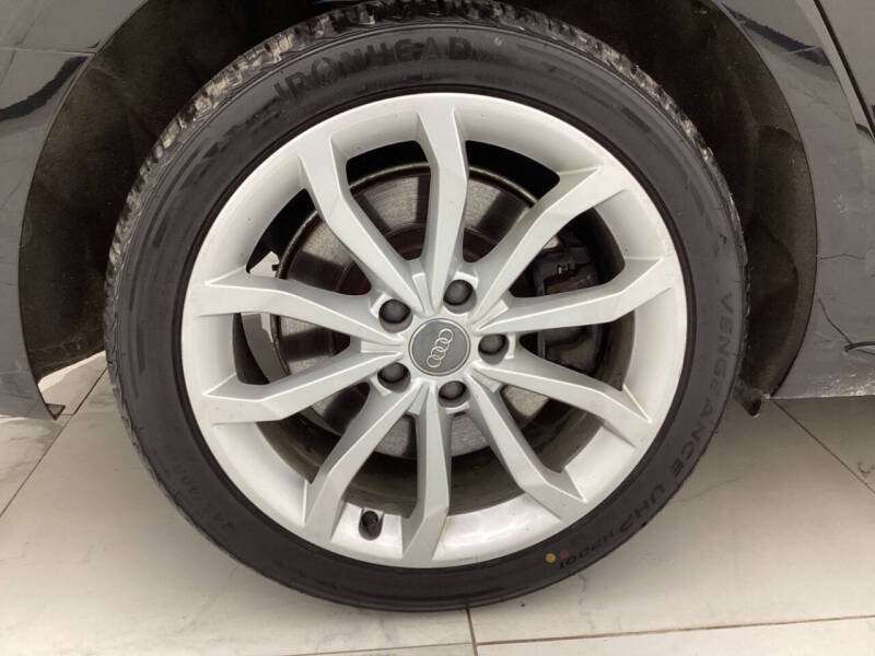 2019 Audi A4 quattro Premium Plus 45 TFSI