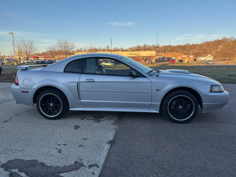 2003 Ford Mustang GT Deluxe