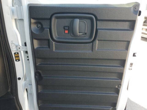 2024 Chevrolet Express 2500