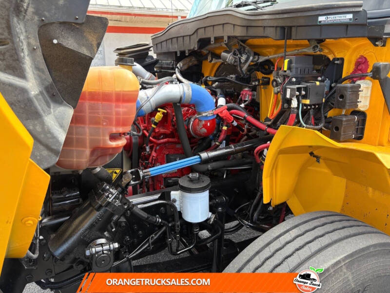 2019 International DuraStar 4300