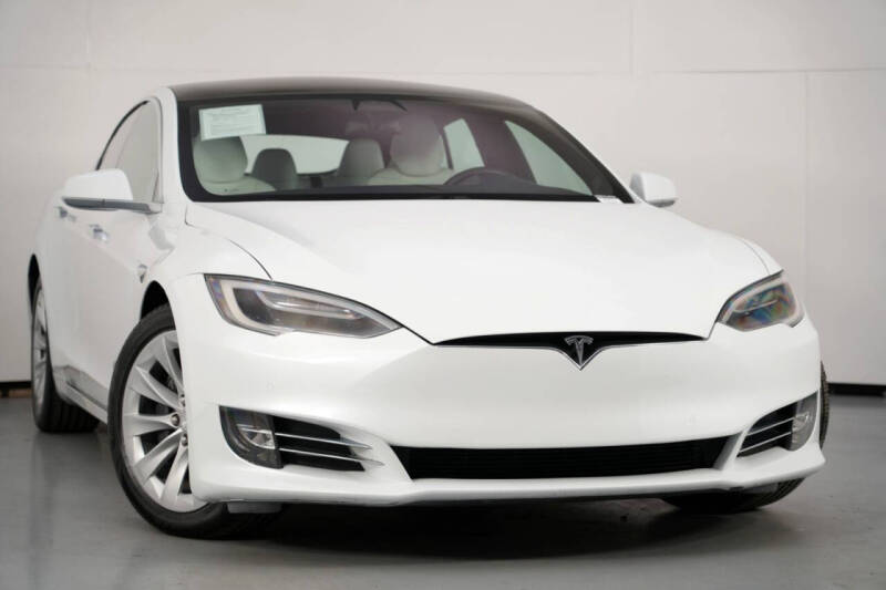 2017 Tesla Model S 90D