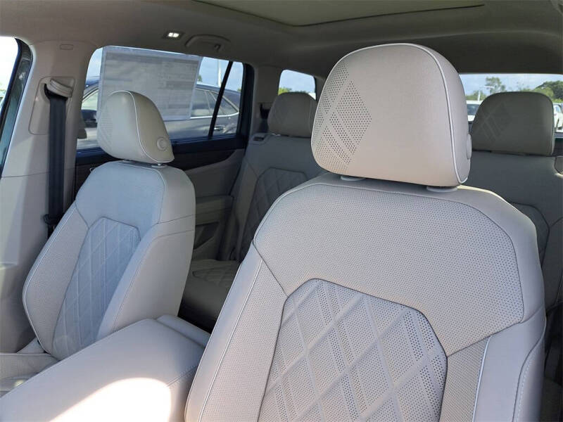 2026 Volkswagen Atlas SEL Premium R-Line 4Motion