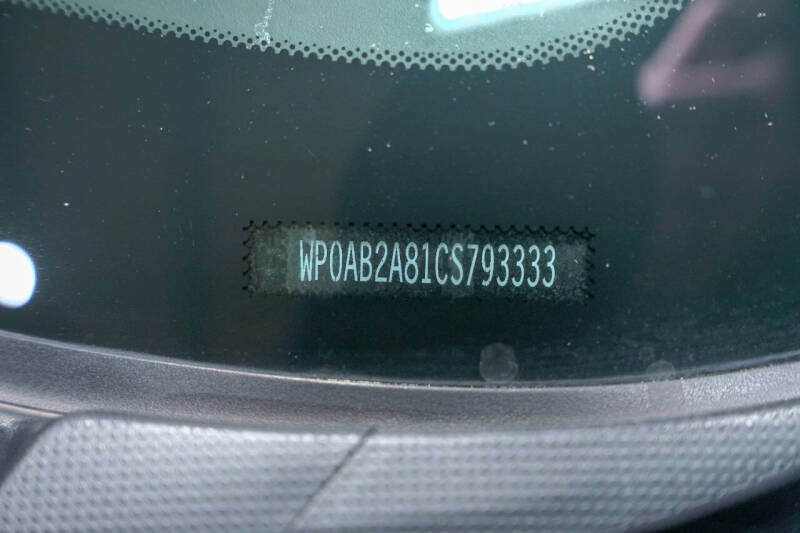 2012 Porsche Cayman R