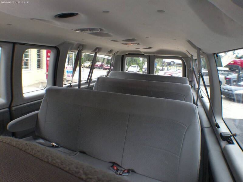 2007 Ford E-Series E-350 SD XLT