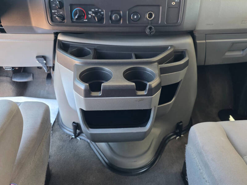 2012 Ford E-Series