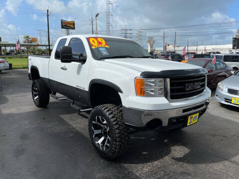 2009 GMC Sierra 1500 for sale at Texas 1 Auto Finance in Kemah TX