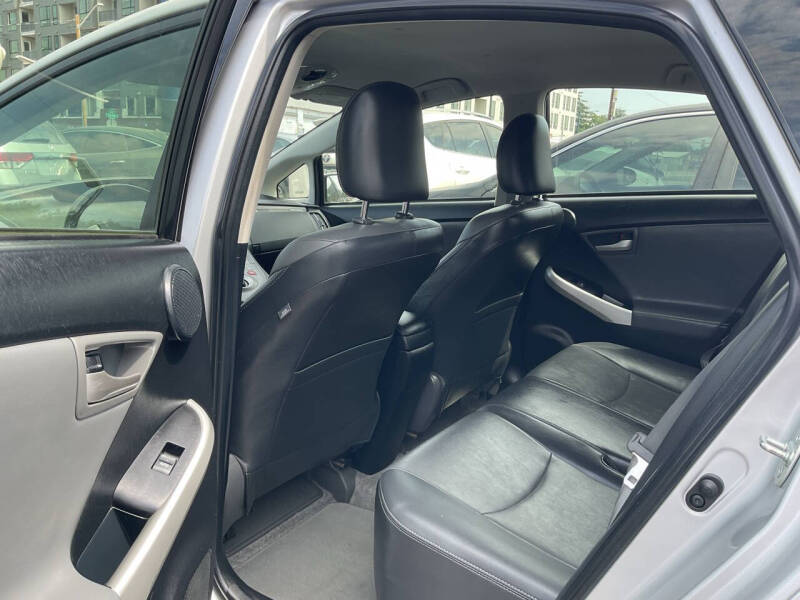 2015 Toyota Prius Plug-in Hybrid Advanced