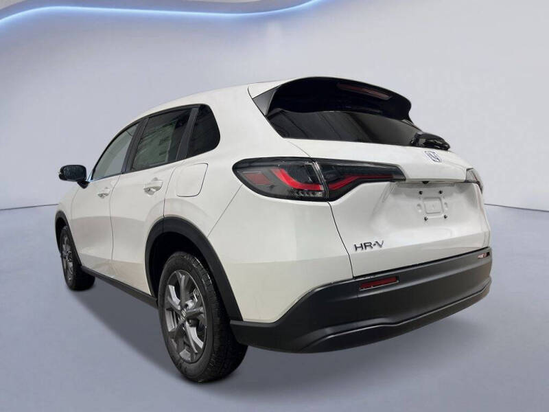 2027 Honda HR-V LX