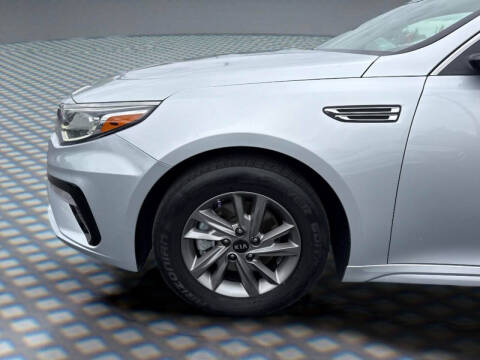 2020 Kia Optima LX