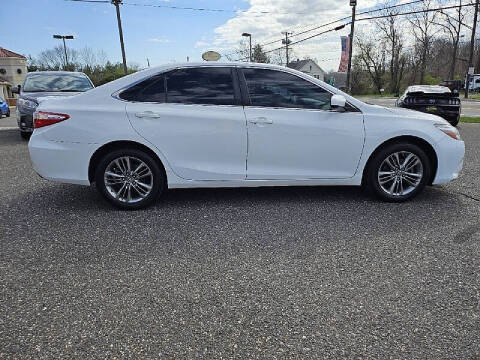 2017 Toyota Camry SE