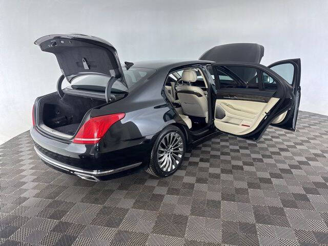 2017 Genesis G90