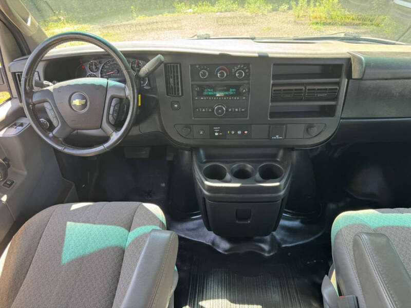 2020 Chevrolet Express 2500