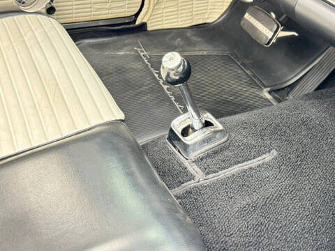 1957 Ford Thunderbird