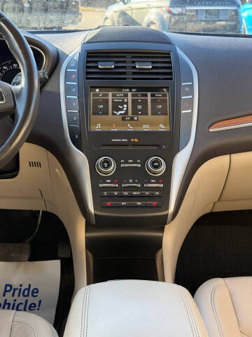 2017 Lincoln MKC Select